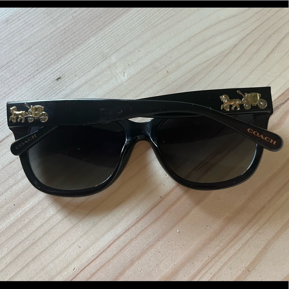 SOLD ❗️❗️❗️NWT Authentic Coach Sunglasses